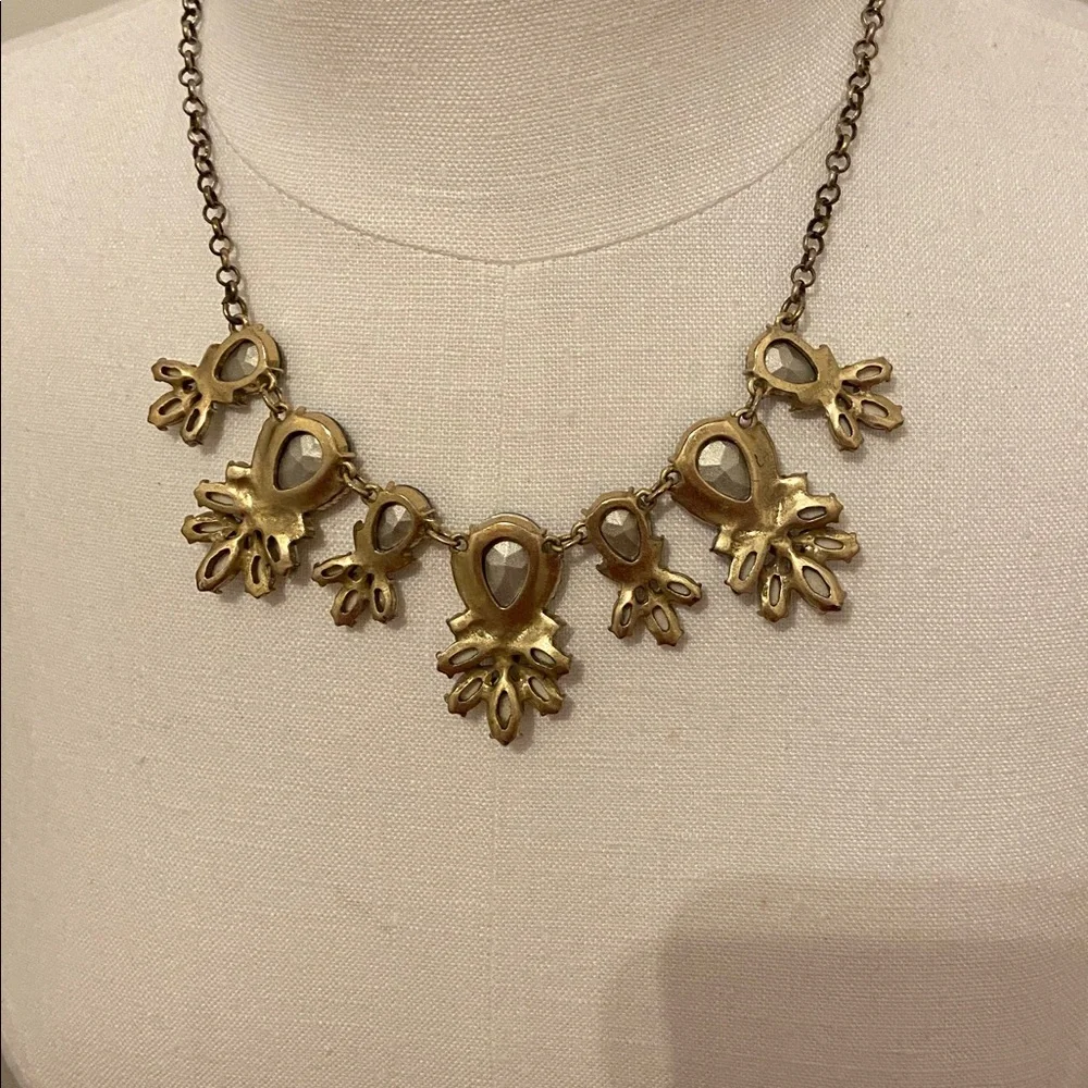 LOFT Statement Necklace - Picture 5 of 6